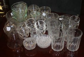 Box Lot of Glass glasses and bowls