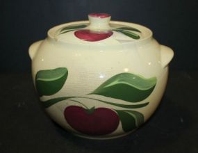 Watt Pottery Cookie Jar/ Bean Pot Watt Pottery cookie jar/bean pot, Apple pattern #76, small chip on front top; 8