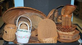 Box Lot of Baskets