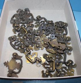 Box Lot of Drawer Pulls