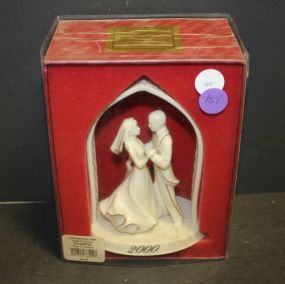 2000 Commemorate Porcelain Bride & Groom