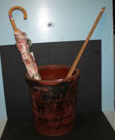 Terra Cotta Color Clay Pot includes yard sticks and new umbrella, 15