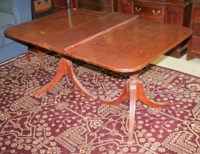 Duncan Phyfe Style Dining Table One leaf, 40