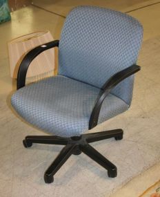 Armed Office Chair With Wheels 33