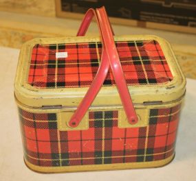 Vintage Tin Picnic Basket Vintage Tin Picnic Basket