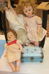 Vintage Dolls and Doll Clothes Suitcase Vintage Dolls and Doll Clothes Suitcase
