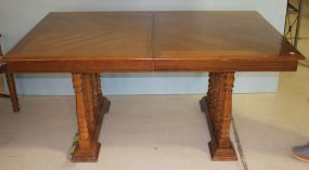 Oak Banded Top Dinning Table has one 18