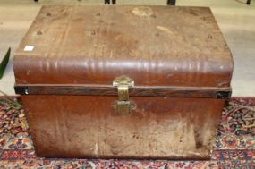 Metal Dome Top Trunk 27