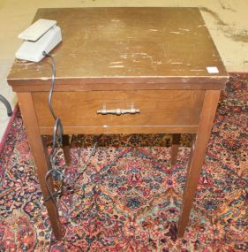 Sears Kenmore Sewing Machine in Cabinet 22