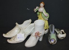 Three Porcelain Shoes, Two Small Birds, Figurine figurine 5