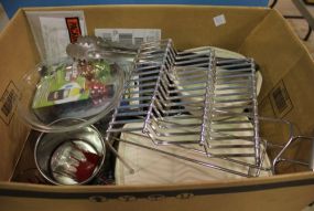 Box Lot of Kitchen Items Box Lot of Kitchen Items