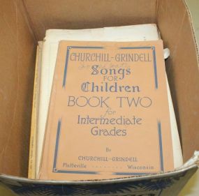Box Lot of Old Music Books 1930s-1970s Chopin, Handal, Schumann Box Lot of Old Music Books 1930s-1970s Chopin, Handal, Schumann.