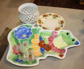 Set of Salts, 2 Plates, Marbles, Frog Dip and Chip Set of Salts, 2 Plates, Marbles, Frog Dip and Chip