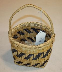 Small Single Handle Choctaw Basket 10