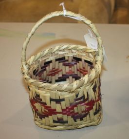 Small Single Handle Choctaw Basket 9