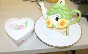 Porcelain Heart Shaped Dish, Tea Pot, and Plate Porcelain Heart Shaped Dish (made in China) Tea Pot (chip on inside lid) Palaces of St. Petersburg Plate.