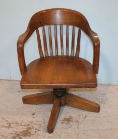 Vintage Oak Swivel Chair 22