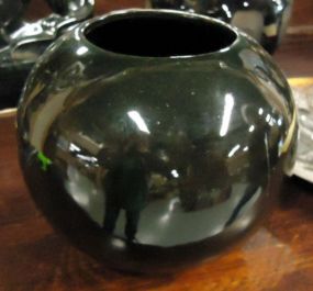 Black Round Vase