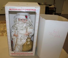 Christmas Display Figure of Santa in Box 20