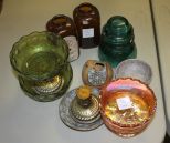 Miscellaneous Lot Includes 2 snuff bottles, 4