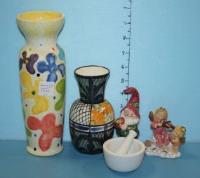 Group of Porcelain Items Five porcelain items including vases 6