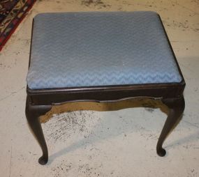 Queen Ann Style Vanity Stool