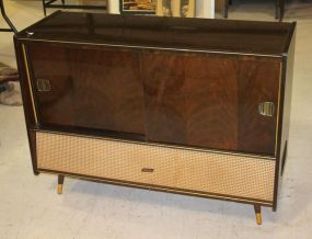 Great 1950s Westar Record Player/Radio Cabinet