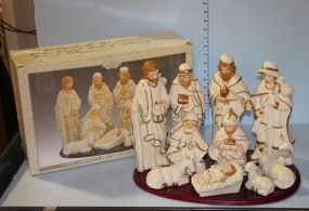 Royal Crown Nativity Set