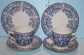 Six Pieces of English Semi-Porcelain Blue and White