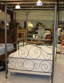 Full Size Iron Canopy Bed