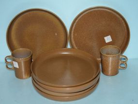 Set of Six Bennington Pottery Plates along with Two Mugs