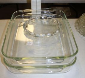 Two Large Pyrex Rectangular dishes and a Glass Dish