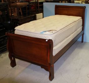 Twin Size Mahogany Sleigh Bed