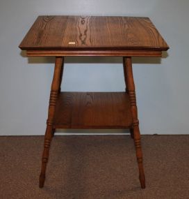 Early 20th Century Victorian oak Square Parlor Table