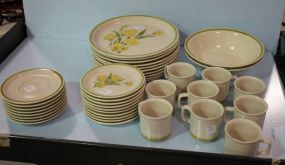 Set of Stonybrook Dinnerware