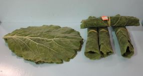 Plastic Cabbage Leafs Eight plastic cabbage leafs (to use for napkins, mats or decoration)