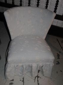 Upholstered Vintage Bedroom Chair