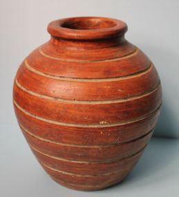 Faux Wood Look Pottery Urn