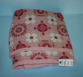 Vintage Pink Floral Pattern Quilt
