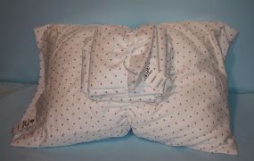 Hot Pink Polka-Dot Twin Sheet Set with Standard Size Pillow