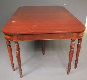 Vintage Mahogany Sheraton Style Dining Table Includes one leaf. Leaf