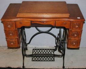 20th Century Oak Sewing Machine Case with Original Machine