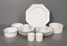 Group of Twenty Three Various Cookware and Bowls Description