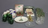 Group of Miscellaneous Christmas Items Description