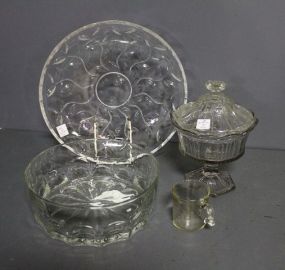 Group of Miscellaneous Glass Items Description