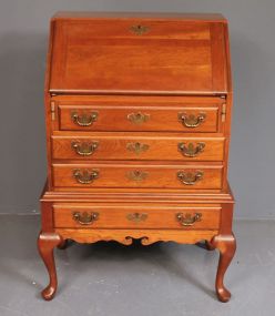 20th Century Queen Anne Style Fall Front Desk with Cubbyhole Interior