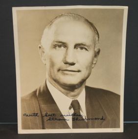 Autographs Photo of Strom Thurmond Autographs Photo of Strom Thurmond, 8