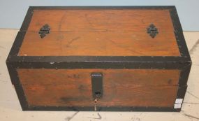 Black Toolbox Blakc Tool box with wood. 10