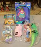 Box Lot of Toys Burger King Dino, Buzz light-year, Hamm, woody, Tyler laxi, mini bobeck