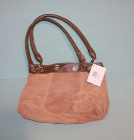 Embassy Suede Leather Purse Description